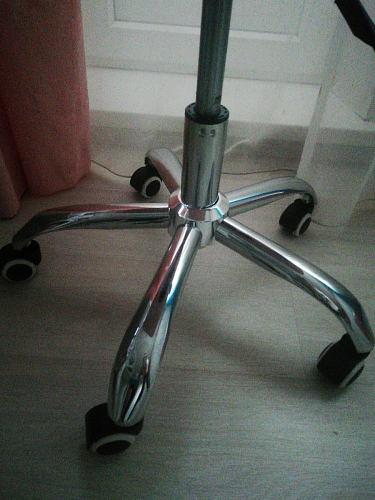 Компьютерное кресло Kolin с подушкой clear / white фото покупателя 497