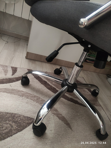 Компьютерное кресло Tron white фото покупателя 66