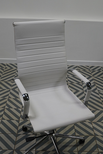 Компьютерное кресло Reus сетка белый / хром из шоурума 2