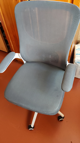 Компьютерное кресло Konfi light gray / blue / white фото покупателя 214