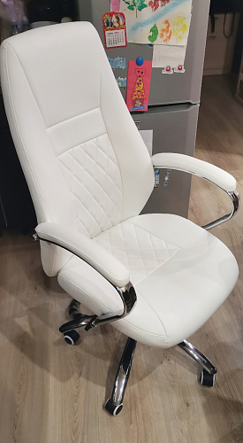 Компьютерное кресло Aragon белое фото покупателя 202