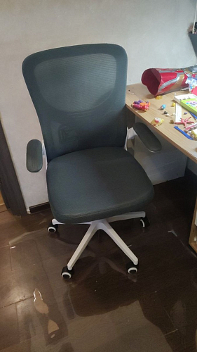 Компьютерное кресло Konfi light gray / white фото покупателя 216