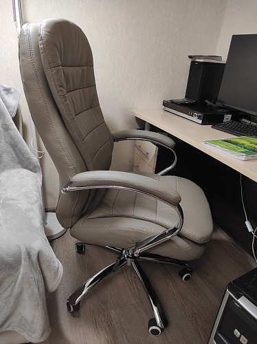 Компьютерное кресло Tomar коричневое фото покупателя 7