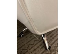 Компьютерное кресло Aragon белое фото покупателя 165