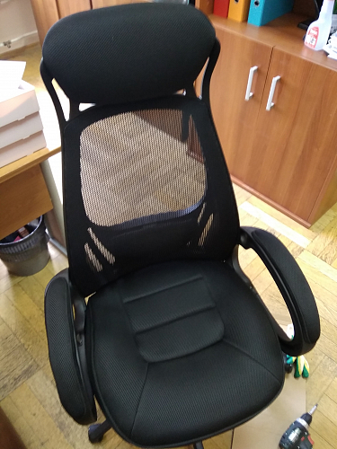 Компьютерное кресло Burgos черное фото покупателя 41