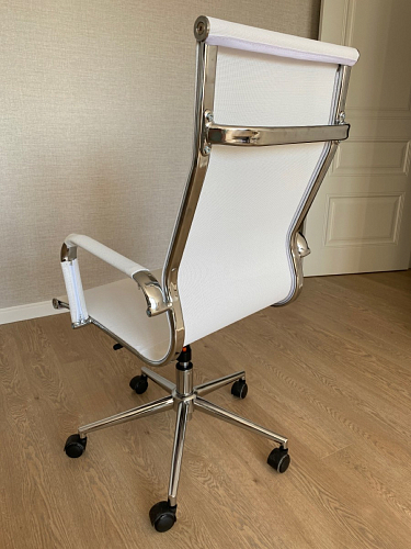 Компьютерное кресло Reus черная сетка / хром фото покупателя 38