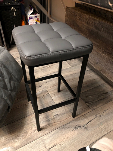 Барный стул Лофт кожзам темно-серый / черный матовый фото покупателя 213