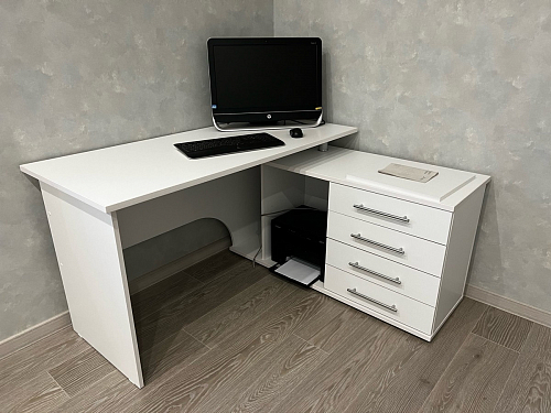 Компьютерный стол с тумбой КСТ-109 тумба слева фото покупателя 27