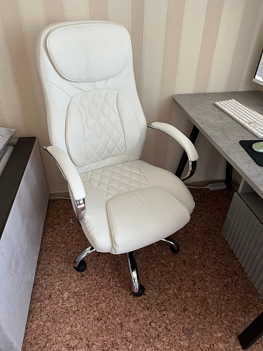 Компьютерное кресло Tron white фото покупателя 6