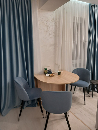 Стул на металлокаркасе Gabi 1 light blue / black / gold фото покупателя 745