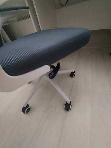 Компьютерное кресло Konfi pink / white фото покупателя 24