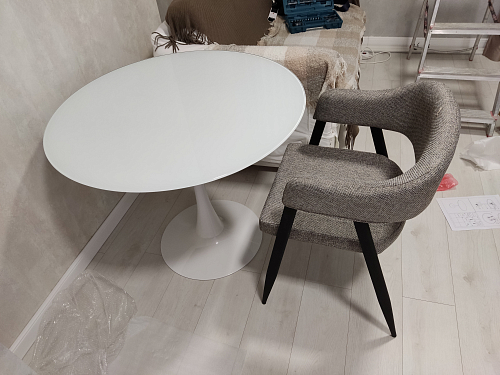 Стеклянный стол Tulip 90 white фото покупателя 45