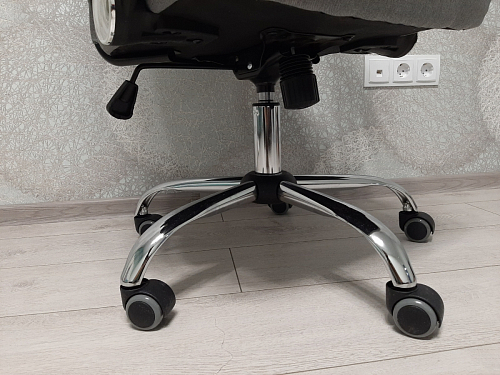 Компьютерное кресло Profit серое / черное фото покупателя 17