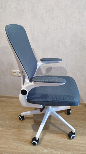 Компьютерное кресло Konfi dark gray / pink / white фото покупателя 64