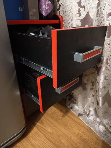 Тумба Ханна черная / красная  - Уцененный экземпляр фото покупателя 23
