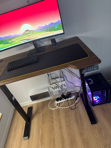 Компьютерный стол Маркос 140х80 тауп / черный фото покупателя 53