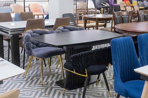 Стеклянный стол Фестер 140-180х80х76 черный мрамор / черный из шоурума 3