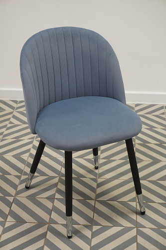 Стул на металлокаркасе Gabi 1 light purple / black из шоурума 4