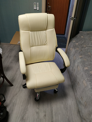 Компьютерное кресло Born black - Уцененный экземпляр фото покупателя 1