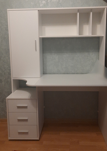 Стол компьютерный КСТ-16 бетон / белый фото покупателя 70