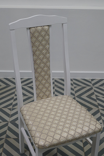 Деревянный стул Гроджин бежевый / молочный из шоурума 2