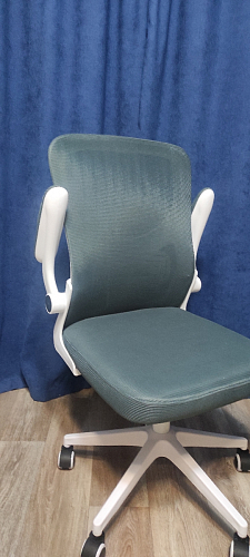 Компьютерное кресло Konfi gray / blue / white фото покупателя 211