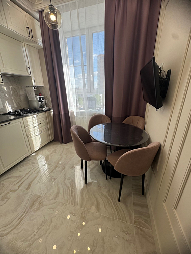 Стол Тулип 90х73 белый мрамор / золото фото покупателя 86