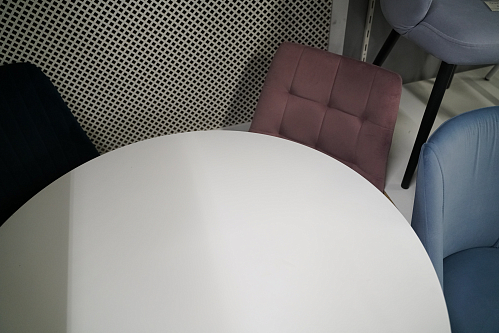 Стол Tulip 90 black из шоурума 6