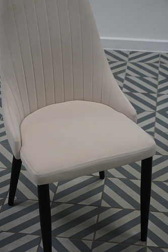 Стул на металлокаркасе Kora beige / black из шоурума 1