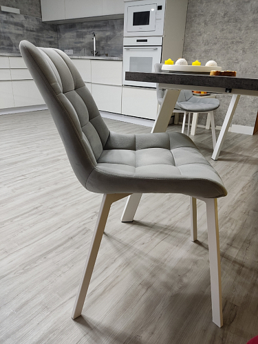 Стул на металлокаркасе Челси бежевый / черный фото покупателя 83