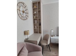 Стул на металлокаркасе Gabi 1 бежевый / черный с серебряными наконечниками фото покупателя 657