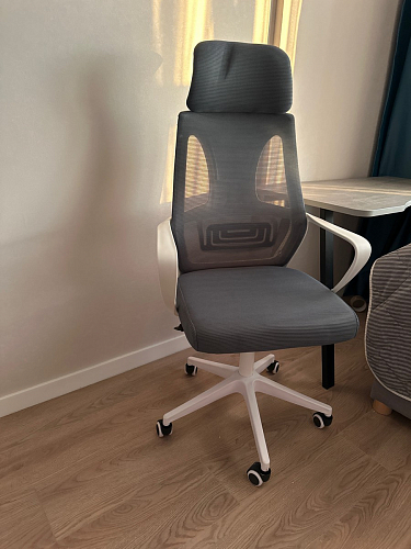 Компьютерное кресло Golem black / white фото покупателя 51