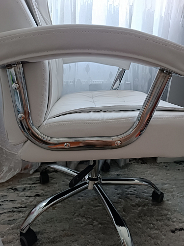 Компьютерное кресло Class white фото покупателя 38