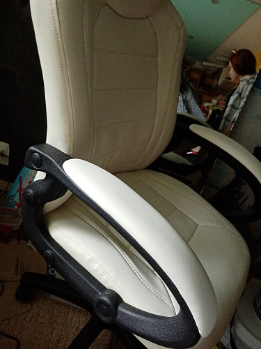 Компьютерное кресло Kadis коричневое / бежевое фото покупателя 93