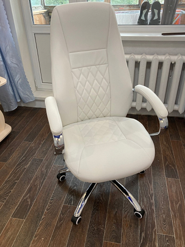 Компьютерное кресло Aragon белое фото покупателя 283