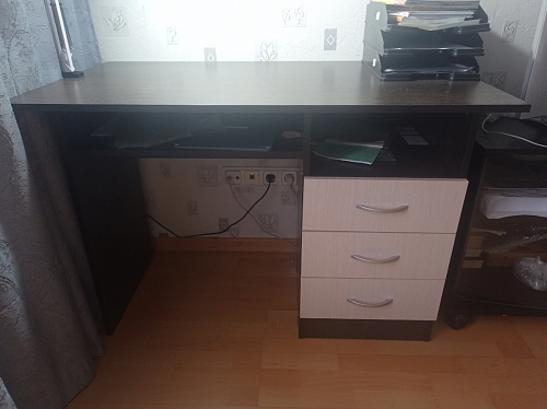 Стол письменный Бриз МДФ волна лайм / ясень светлый фото покупателя 101