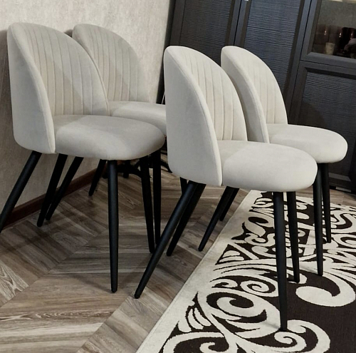 Стул на металлокаркасе Gabi 1 light purple / black фото покупателя 516