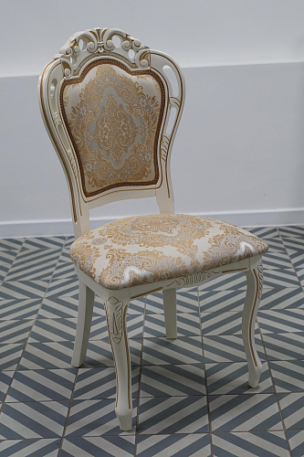 Кресло Bronte вишня с патиной из шоурума 8