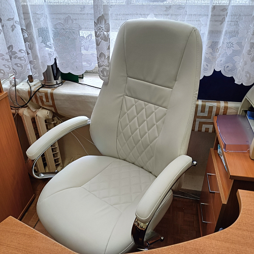 Компьютерное кресло Aragon белое фото покупателя 220