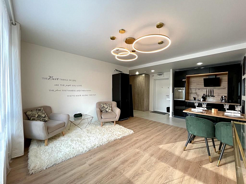 Стул на металлокаркасе Gabi 1 light blue / black / gold фото покупателя 925