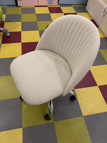 Компьютерное кресло Melody молочное фото покупателя 92