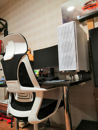 Компьютерное кресло Golem black / white фото покупателя 33