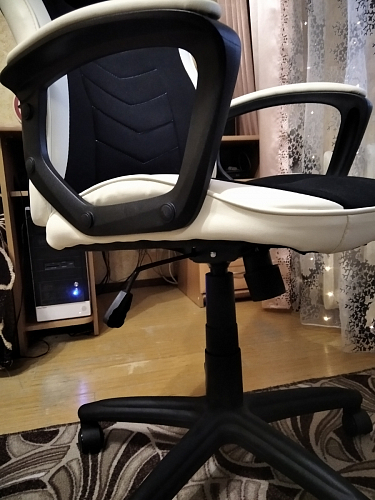 Компьютерное кресло Gamer черное / бежевое фото покупателя 78