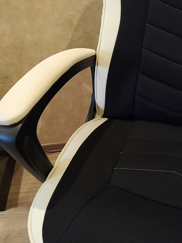 Компьютерное кресло Gamer черное / бежевое фото покупателя 33