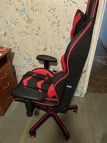 Компьютерное кресло Racer черное / бежевое фото покупателя 108