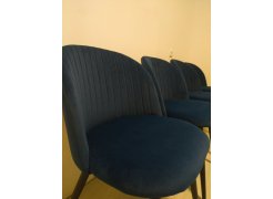 Стул на металлокаркасе Gabi 1 бежевый / черный с серебряными наконечниками фото покупателя 423