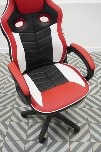 Компьютерное кресло Anis черное / красное / белое из шоурума 1