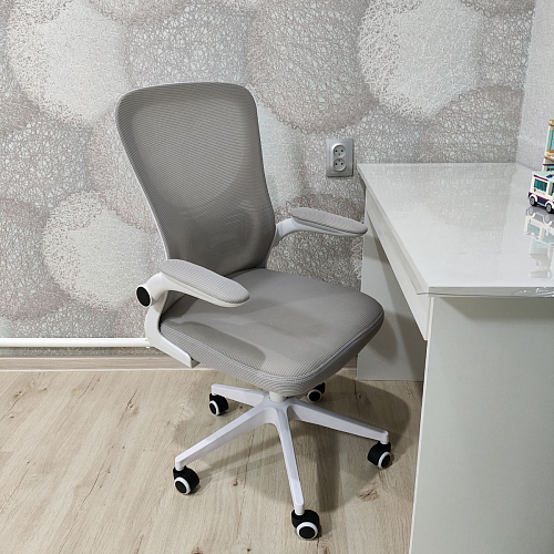 Компьютерное кресло Konfi light gray / blue / white фото покупателя 268