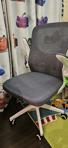 Компьютерное кресло Konfi light gray / white фото покупателя 279