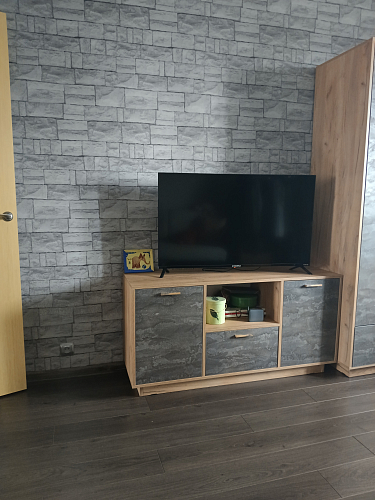 ТВ-тумба Эго Т-2 на подиуме дуб крафт золотой / белый глянец фото покупателя 1